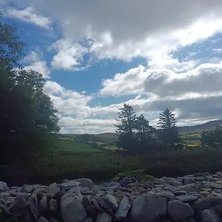 Homestay Swallows Nest Glanbannoo Upper